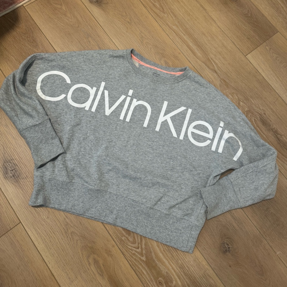 Calvin Klein oversize gray sweater EUC